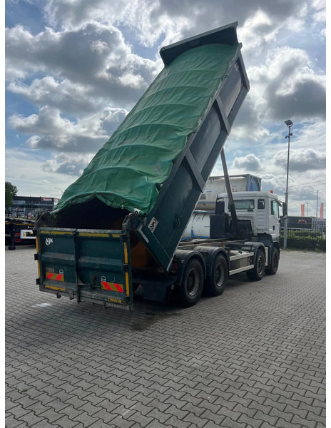 MAN TGS 33.440 AJK KIPPER, 8x4, MANUAL, EURO-5 - Kipper vrachtwagen: afbeelding 5 MAN TGS 33.440 AJK KIPPER, 8x4, MANUAL, EURO-5 - Kipper vrachtwagen: afbeelding 5
