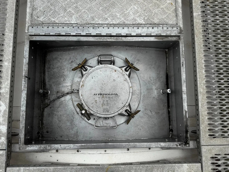 Opslagtank voor het vervoer van brandstoffen SINGAMAS 20FT ISO, 26.000L/1-COMP/3 BAFFELS/3 manholes, 5Y inspection: 11/2025: afbeelding 11