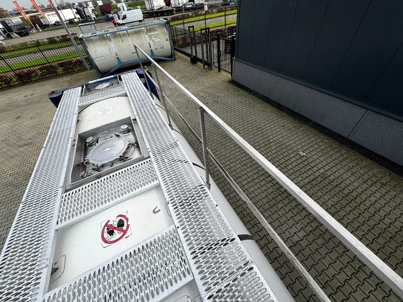 Opslagtank UBH Universal Bulk Handling 20 FT Swap,  31.169L, UN Portable, T7, valid 5Y test: 05/2027: afbeelding 9