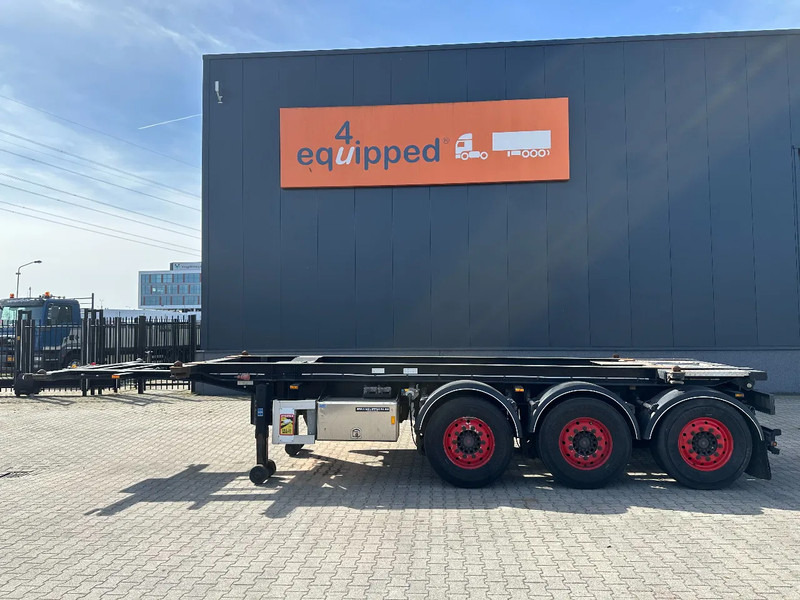 Van Hool 20FT Tipping-chassis, ADR (EX/II, EX/III, FL, AT), SAF, 2 liftaxles, APK/ADR: 10-2025 - Containertransporter/ Wissellaadbak oplegger: afbeelding 4 Van Hool 20FT Tipping-chassis, ADR (EX/II, EX/III, FL, AT), SAF, 2 liftaxles, APK/ADR: 10-2025 - Containertransporter/ Wissellaadbak oplegger: afbeelding 4