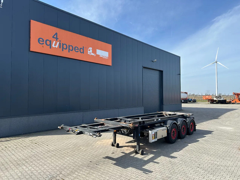 Van Hool 20FT Tipping-chassis, ADR (EX/II, EX/III, FL, AT), SAF, 2 liftaxles, APK/ADR: 10-2025 - Containertransporter/ Wissellaadbak oplegger: afbeelding 2 Van Hool 20FT Tipping-chassis, ADR (EX/II, EX/III, FL, AT), SAF, 2 liftaxles, APK/ADR: 10-2025 - Containertransporter/ Wissellaadbak oplegger: afbeelding 2