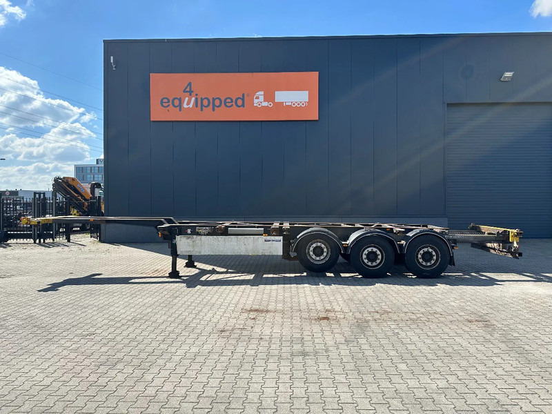Van Hool 40FT HC-chassis, SAF, Intradisc, liftaxle, extendable - Containertransporter/ Wissellaadbak oplegger: afbeelding 3 Van Hool 40FT HC-chassis, SAF, Intradisc, liftaxle, extendable - Containertransporter/ Wissellaadbak oplegger: afbeelding 3