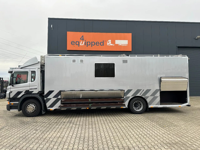 Scania P230 TOP: multifunct. ruimte met airco (camper?), 22kVA generator, hydr. steunpoten, beloopbaar dak, keuken, APK 10-2026 - Vrachtwagen: afbeelding 2 Scania P230 TOP: multifunct. ruimte met airco (camper?), 22kVA generator, hydr. steunpoten, beloopbaar dak, keuken, APK 10-2026 - Vrachtwagen: afbeelding 2