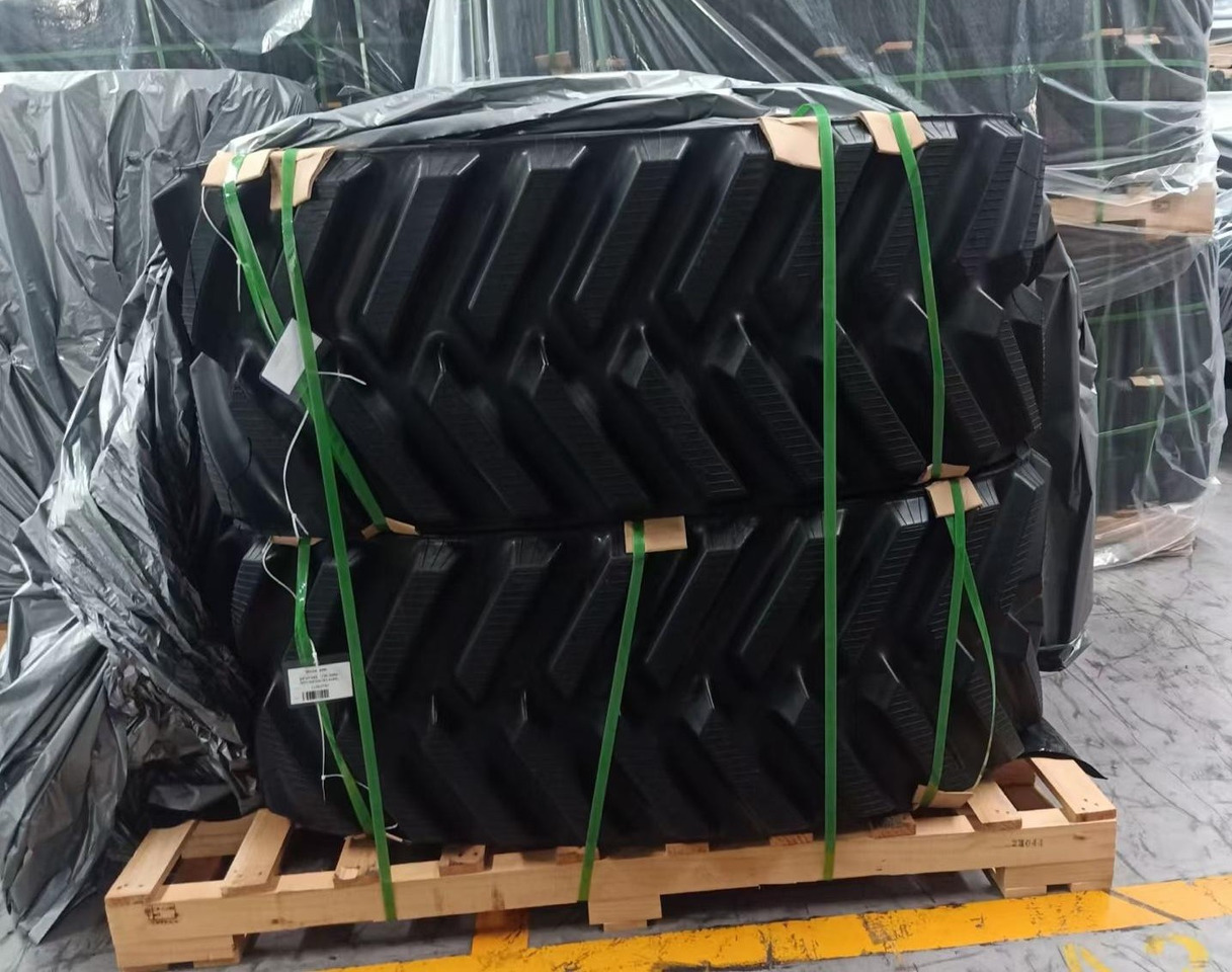 Rubber track for John Deere 8RX front / avant 24" FRONT / AVANT - Rupsband voor Rupstrekker: afbeelding 3 Rubber track for John Deere 8RX front / avant 24" FRONT / AVANT - Rupsband voor Rupstrekker: afbeelding 3