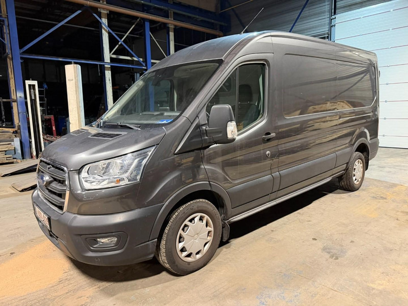 Ford Transit 350 L2H2 TREND - AUTO - CAMERA - NAVI - PDC - A/C - 2.0 D - 170HP - *NEW CONDITION / WIE NEU* - GREY METALLIC - Gesloten bestelwagen: afbeelding 3 Ford Transit 350 L2H2 TREND - AUTO - CAMERA - NAVI - PDC - A/C - 2.0 D - 170HP - *NEW CONDITION / WIE NEU* - GREY METALLIC - Gesloten bestelwagen: afbeelding 3