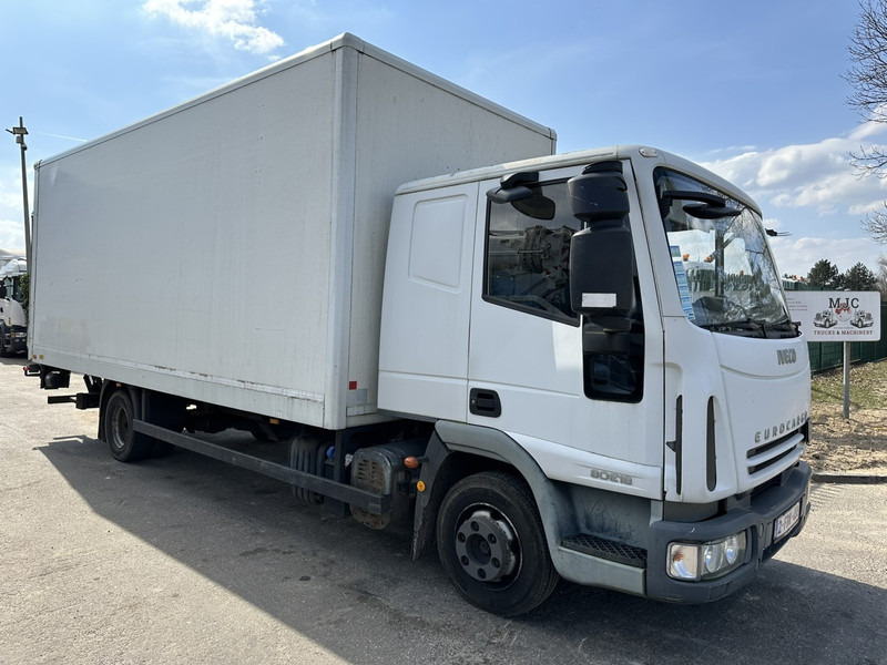 Iveco EUROCARGO 80E18 CLOSED BOX 6m00 x 2m49 x 2m37 - EURO 5 - *176.000km* - TAILLIFT - MANUAL - BE TRUCK - Bakwagen: afbeelding 1 Iveco EUROCARGO 80E18 CLOSED BOX 6m00 x 2m49 x 2m37 - EURO 5 - *176.000km* - TAILLIFT - MANUAL - BE TRUCK - Bakwagen: afbeelding 1