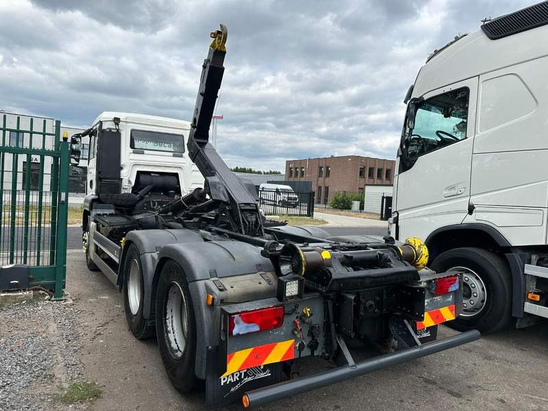 MAN TGS 28.360 6x2 HOOKLIFT 21T HIAB MULTILIFT XR21-S51 - LIFT AXLE - BE TRUCK - Haakarmsysteem vrachtwagen: afbeelding 4 MAN TGS 28.360 6x2 HOOKLIFT 21T HIAB MULTILIFT XR21-S51 - LIFT AXLE - BE TRUCK - Haakarmsysteem vrachtwagen: afbeelding 4