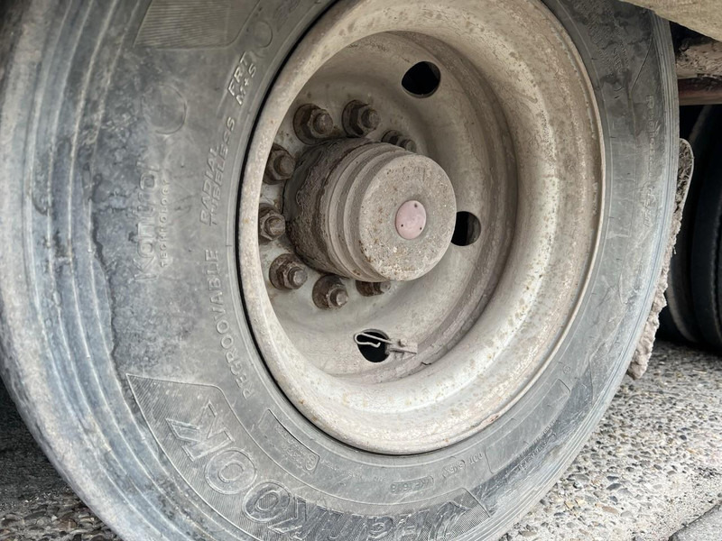 Dieplader aanhangwagen Nooteboom ASD-40-22 40T - 4-AS DIEPLADER 8,60M X 3,05M - HYDR RAMPEN + VERBREDERS - BLADVERING - TROMMELREMMEN: afbeelding 13 Dieplader aanhangwagen Nooteboom ASD-40-22 40T - 4-AS DIEPLADER 8,60M X 3,05M - HYDR RAMPEN + VERBREDERS - BLADVERING - TROMMELREMMEN: afbeelding 13