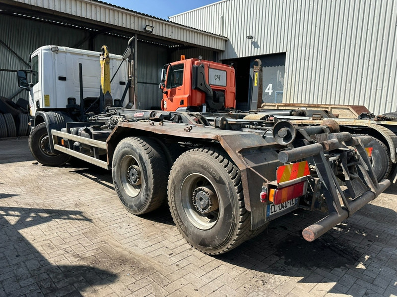 Scania 114C-340 6x4 HOOKLIFT 20T GANCHO - SPRING / BALLESTAS - MANUAL - EURO 3 - FR TRUCK - Haakarmsysteem vrachtwagen: afbeelding 3 Scania 114C-340 6x4 HOOKLIFT 20T GANCHO - SPRING / BALLESTAS - MANUAL - EURO 3 - FR TRUCK - Haakarmsysteem vrachtwagen: afbeelding 3
