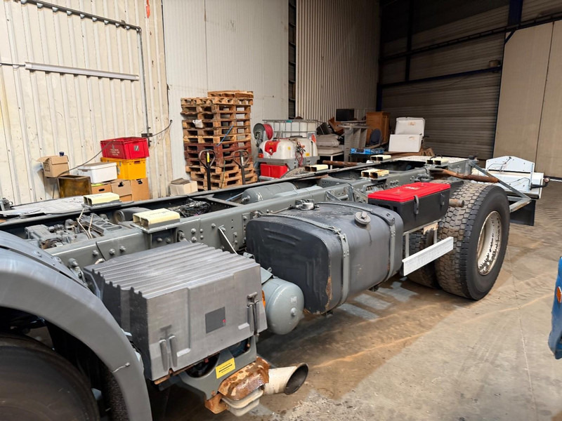 Scania P310 4x2 CHASSIS - ADR (ex tanker) - *322.000km* - AIR SUSPENSION - MANUAL - BE TRUCK - Chassis vrachtwagen: afbeelding 5 Scania P310 4x2 CHASSIS - ADR (ex tanker) - *322.000km* - AIR SUSPENSION - MANUAL - BE TRUCK - Chassis vrachtwagen: afbeelding 5