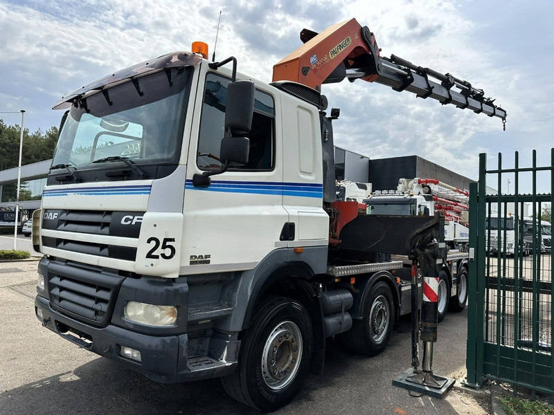 DAF CF 85.480 8x4 ZSM + KRAN PALFINGER PK90002 F (7x) - MANUAL ZF - RETARDER - BIG AXLES / HUB REDUCTION - STEEL SPRING - Trekker: afbeelding 4 DAF CF 85.480 8x4 ZSM + KRAN PALFINGER PK90002 F (7x) - MANUAL ZF - RETARDER - BIG AXLES / HUB REDUCTION - STEEL SPRING - Trekker: afbeelding 4