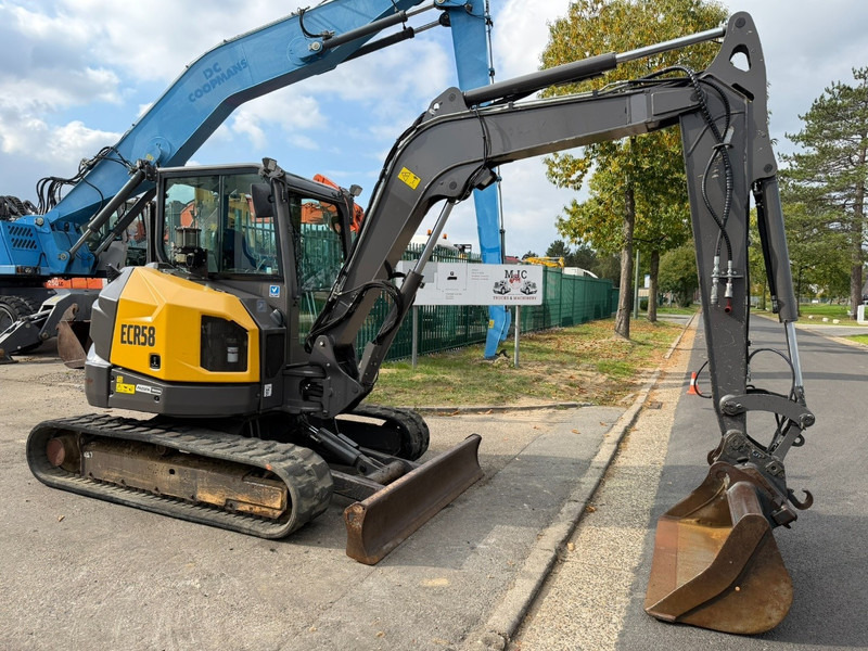 Volvo ECR 58 F FULL HYDR - 2911 H - HYDR QUICKHITCH - A/C - BLADE - CE - BE MACHINE - Minigraafmachine: afbeelding 1 Volvo ECR 58 F FULL HYDR - 2911 H - HYDR QUICKHITCH - A/C - BLADE - CE - BE MACHINE - Minigraafmachine: afbeelding 1
