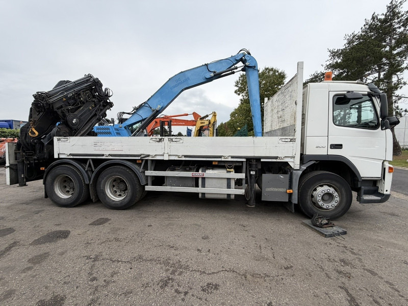 Volvo FM 300 6x4 PRITSCHE + (25.8m!) KRAN HIAB 245 E-5 + JIB 65 X-3 + 2 ME - *228.000km* - MANUAL - A/C - EURO 3 - BELGIAN TRUCK - Kraanwagen: afbeelding 5 Volvo FM 300 6x4 PRITSCHE + (25.8m!) KRAN HIAB 245 E-5 + JIB 65 X-3 + 2 ME - *228.000km* - MANUAL - A/C - EURO 3 - BELGIAN TRUCK - Kraanwagen: afbeelding 5