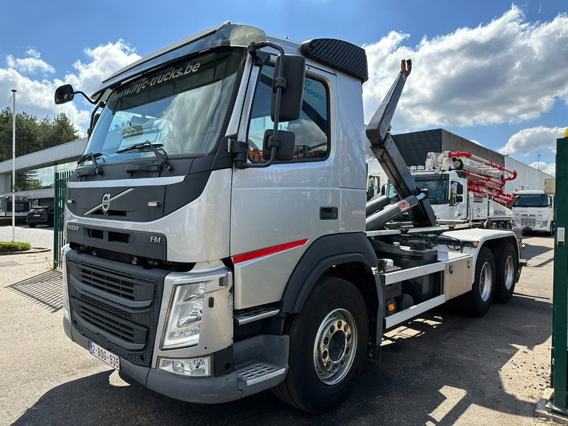 Volvo FM 420 6x4 AJK HOOKLIFT / HAAK 20T - 5760mm - WB 3m90 - HUB REDUCTION / STEEL SUSPENSION - EURO 6 - BE TRUCK - Haakarmsysteem vrachtwagen: afbeelding 3 Volvo FM 420 6x4 AJK HOOKLIFT / HAAK 20T - 5760mm - WB 3m90 - HUB REDUCTION / STEEL SUSPENSION - EURO 6 - BE TRUCK - Haakarmsysteem vrachtwagen: afbeelding 3