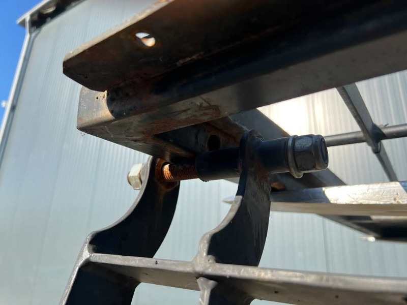 Cat 313D / M315D / 320D / 325D / 330D / 345C / 365C / - Cabine en interieur voor Bouwmachine: afbeelding 4 Cat 313D / M315D / 320D / 325D / 330D / 345C / 365C / - Cabine en interieur voor Bouwmachine: afbeelding 4