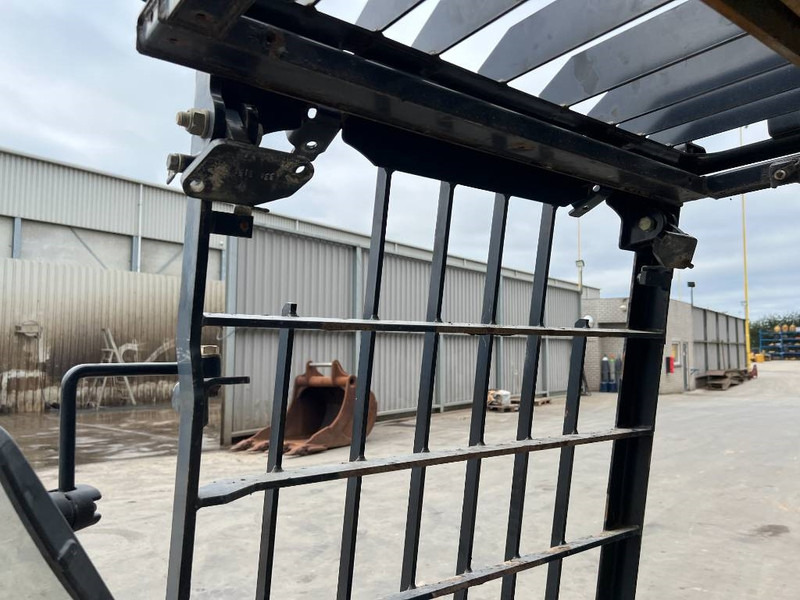 Cat 313E / M315F / 320F / 323E / 325F / 329E / 330F / - Cabine en interieur voor Bouwmachine: afbeelding 4 Cat 313E / M315F / 320F / 323E / 325F / 329E / 330F / - Cabine en interieur voor Bouwmachine: afbeelding 4