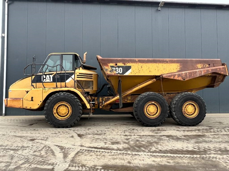 Cat 730 - Kiepwagen met knikbesturing: afbeelding 2 Cat 730 - Kiepwagen met knikbesturing: afbeelding 2