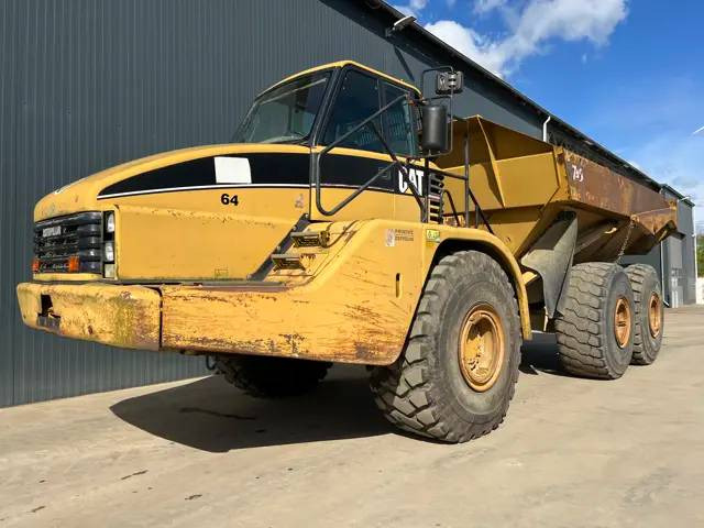 Cat 740 - Kiepwagen met knikbesturing: afbeelding 1 Cat 740 - Kiepwagen met knikbesturing: afbeelding 1