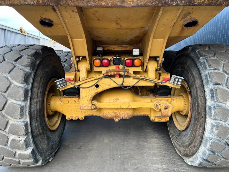 Cat 740 - Kiepwagen met knikbesturing: afbeelding 4 Cat 740 - Kiepwagen met knikbesturing: afbeelding 4