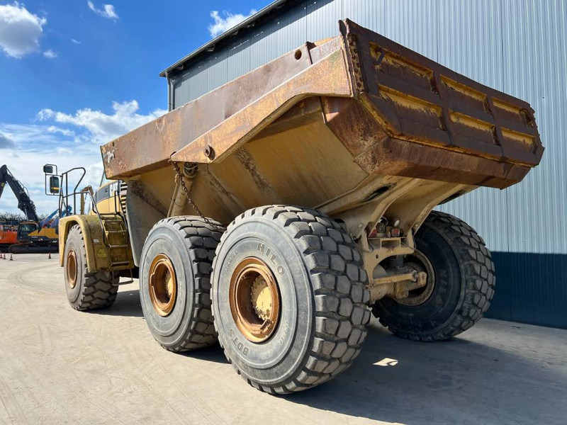 Cat 740 - Kiepwagen met knikbesturing: afbeelding 2 Cat 740 - Kiepwagen met knikbesturing: afbeelding 2
