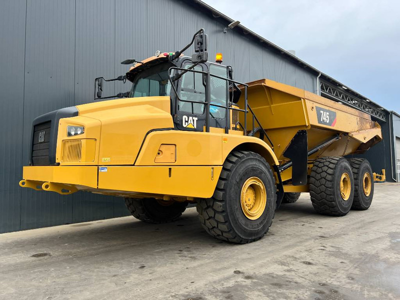 Cat 745 - Kiepwagen met knikbesturing: afbeelding 1 Cat 745 - Kiepwagen met knikbesturing: afbeelding 1