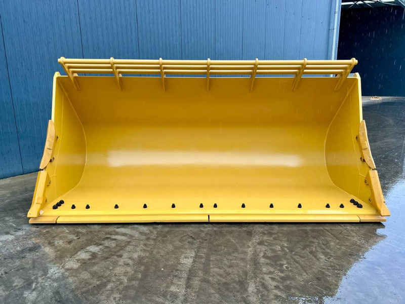 Cat 980H incl. cutting edge + side protectors - Bak voor Bouwmachine: afbeelding 1 Cat 980H incl. cutting edge + side protectors - Bak voor Bouwmachine: afbeelding 1