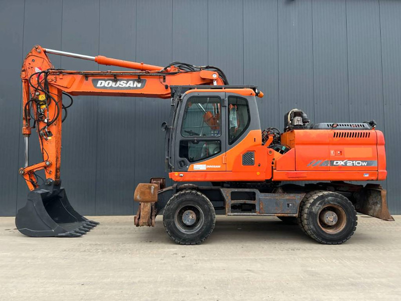 Doosan DX210W - Mobiele graafmachine: afbeelding 5 Doosan DX210W - Mobiele graafmachine: afbeelding 5