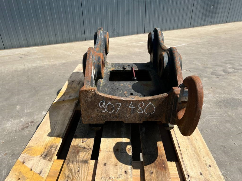 OilQuick OQ65 - M314F / M316F / M318F - Snelwissel voor Bouwmachine: afbeelding 2 OilQuick OQ65 - M314F / M316F / M318F - Snelwissel voor Bouwmachine: afbeelding 2