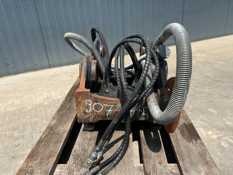 OilQuick OQ65 - M314F / M316F / M318F - Snelwissel voor Bouwmachine: afbeelding 2 OilQuick OQ65 - M314F / M316F / M318F - Snelwissel voor Bouwmachine: afbeelding 2