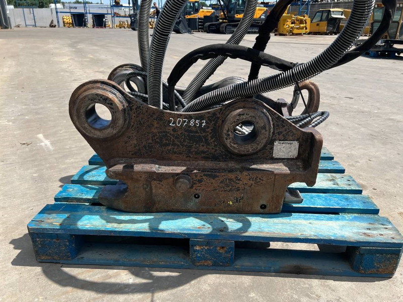 OilQuick OQ70/55 - 323E - Snelwissel voor Bouwmachine: afbeelding 4 OilQuick OQ70/55 - 323E - Snelwissel voor Bouwmachine: afbeelding 4