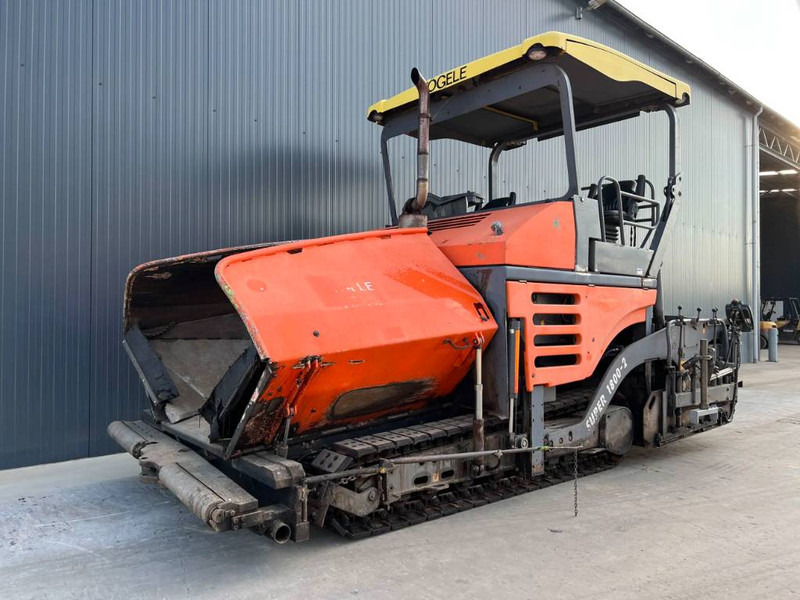 Vögele SUPER 1800-2 - Asfaltafwerkmachine: afbeelding 1 Vögele SUPER 1800-2 - Asfaltafwerkmachine: afbeelding 1