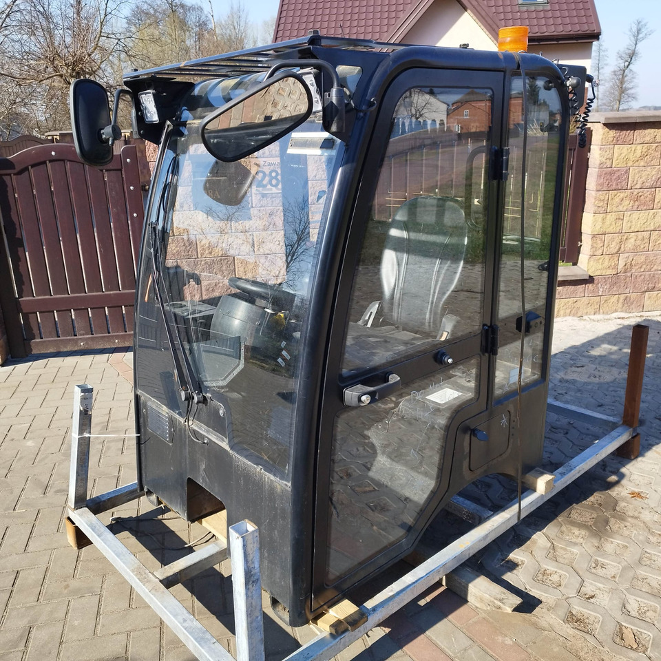 JCB 403 - Cabine voor Bouwmachine: afbeelding 3 JCB 403 - Cabine voor Bouwmachine: afbeelding 3