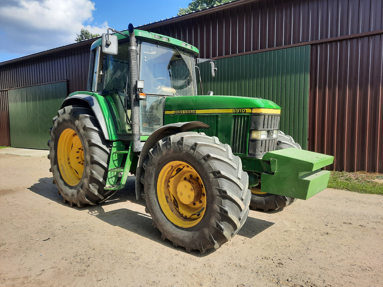 JOHN DEERE 6910 - Tractor: afbeelding 4 JOHN DEERE 6910 - Tractor: afbeelding 4