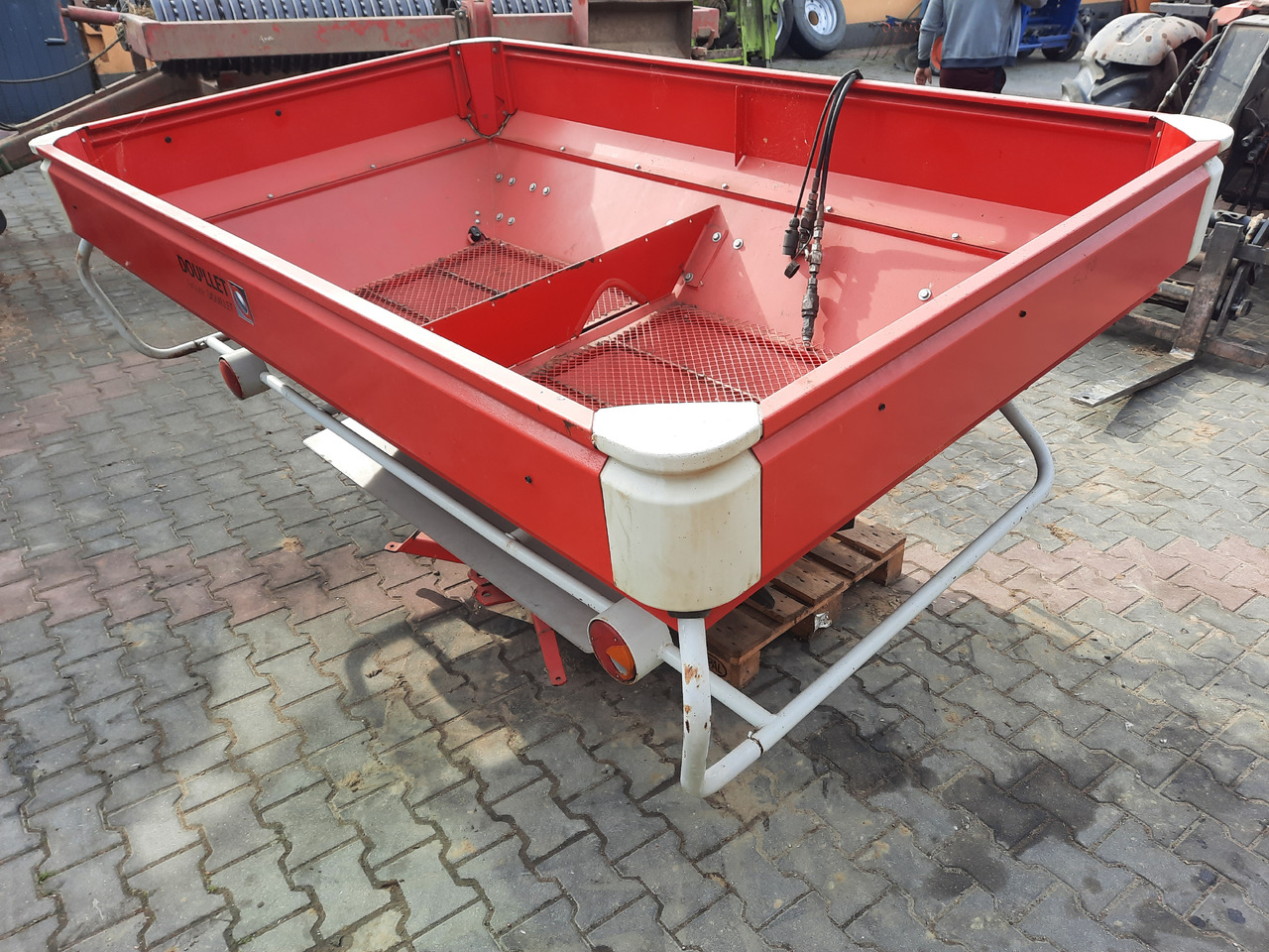 LELY CENTERLINER SX 2000 L - Kunstmeststrooier: afbeelding 5 LELY CENTERLINER SX 2000 L - Kunstmeststrooier: afbeelding 5