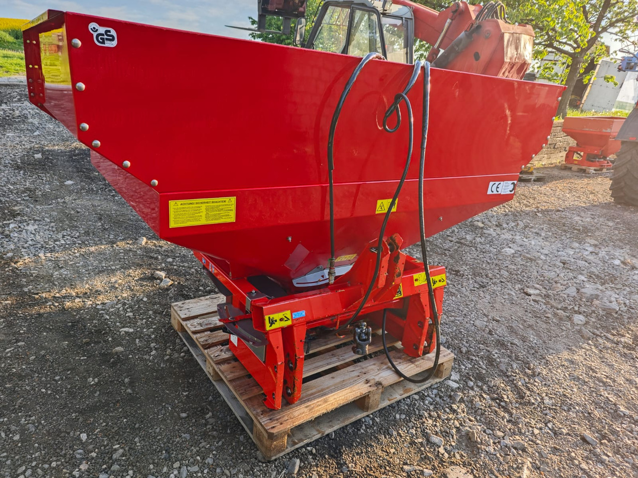 RAUCH MDS 932K select 1700 L - Kunstmeststrooier: afbeelding 1 RAUCH MDS 932K select 1700 L - Kunstmeststrooier: afbeelding 1