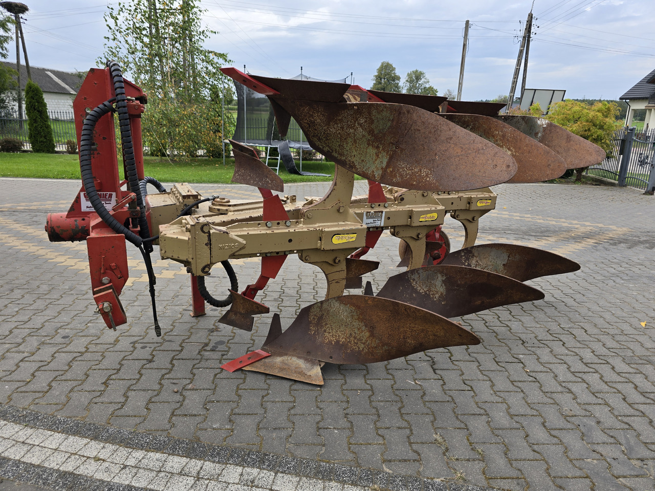 SOC CHARRUES GOIZIN 704 7090 - Ploeg: afbeelding 1 SOC CHARRUES GOIZIN 704 7090 - Ploeg: afbeelding 1