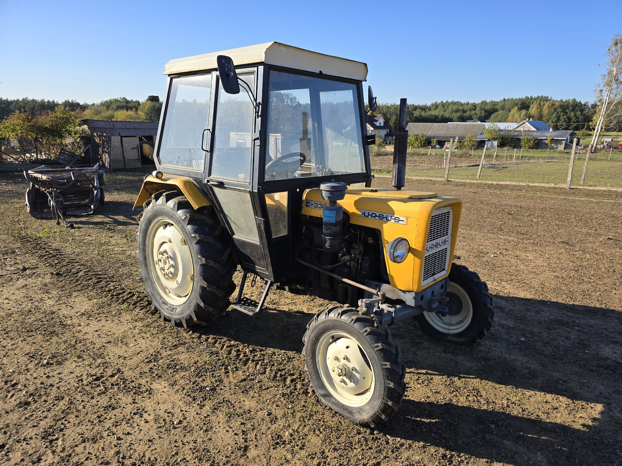 Ursus C-330 - Tractor: afbeelding 1 Ursus C-330 - Tractor: afbeelding 1