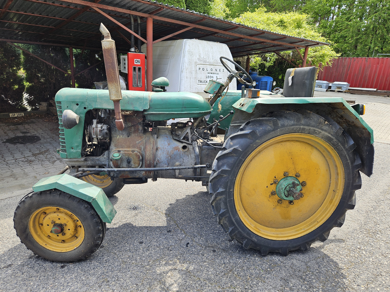 Zetor 25 - Tractor: afbeelding 4 Zetor 25 - Tractor: afbeelding 4