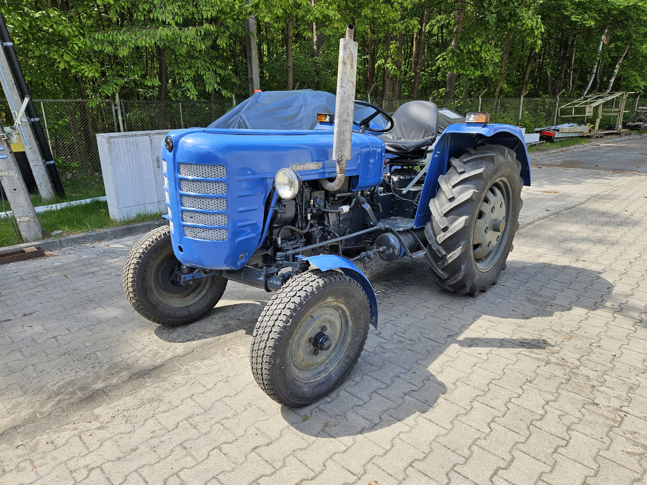 Zetor 3011 - Tractor: afbeelding 1 Zetor 3011 - Tractor: afbeelding 1