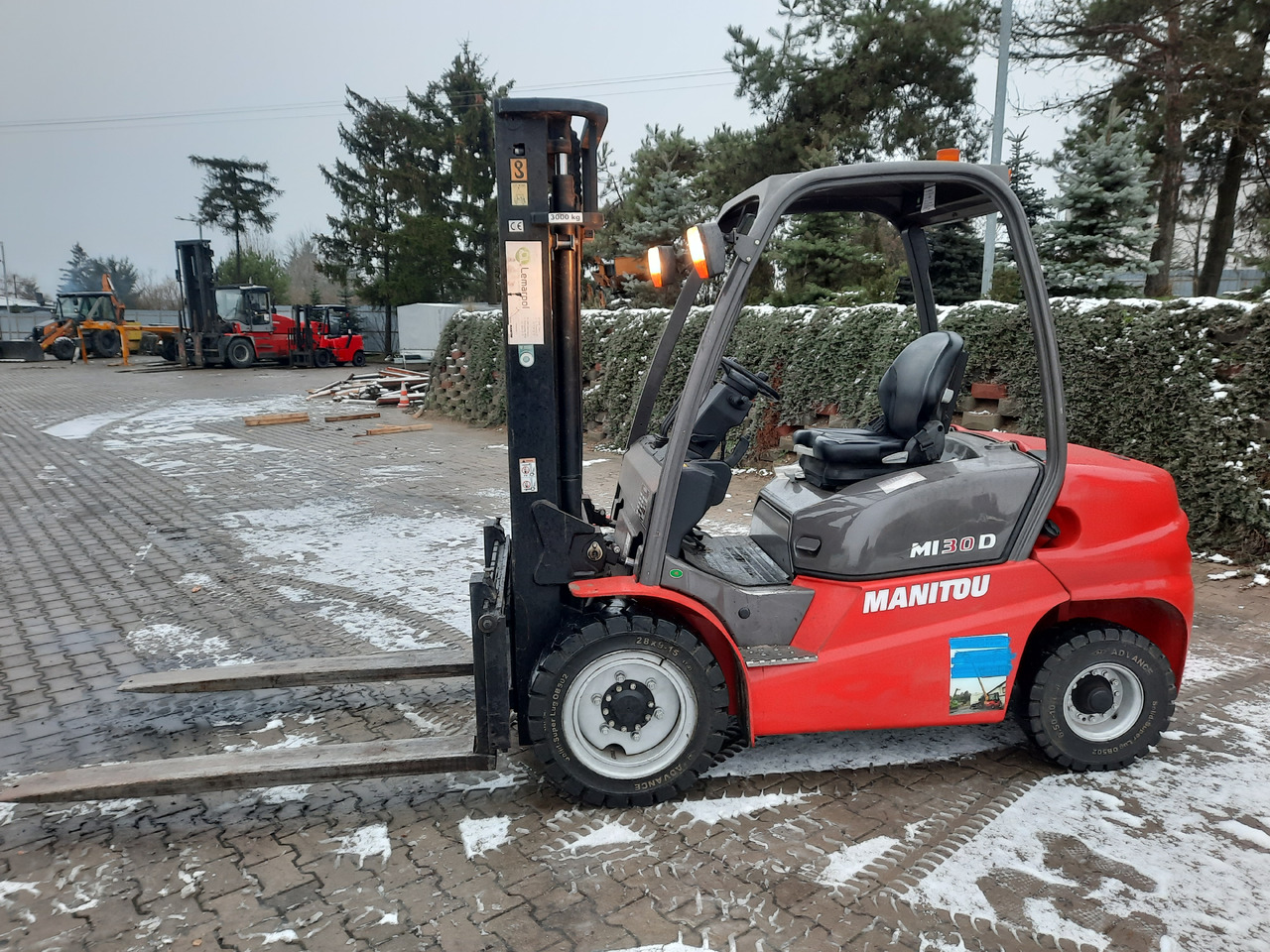 Manitou MI30D - Diesel heftruck: afbeelding 1 Manitou MI30D - Diesel heftruck: afbeelding 1