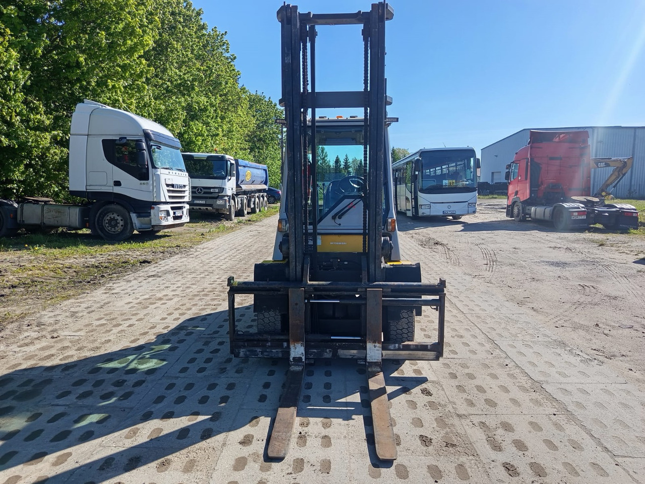 Mitsubishi FD40K - Ruw terrein heftruck: afbeelding 4 Mitsubishi FD40K - Ruw terrein heftruck: afbeelding 4