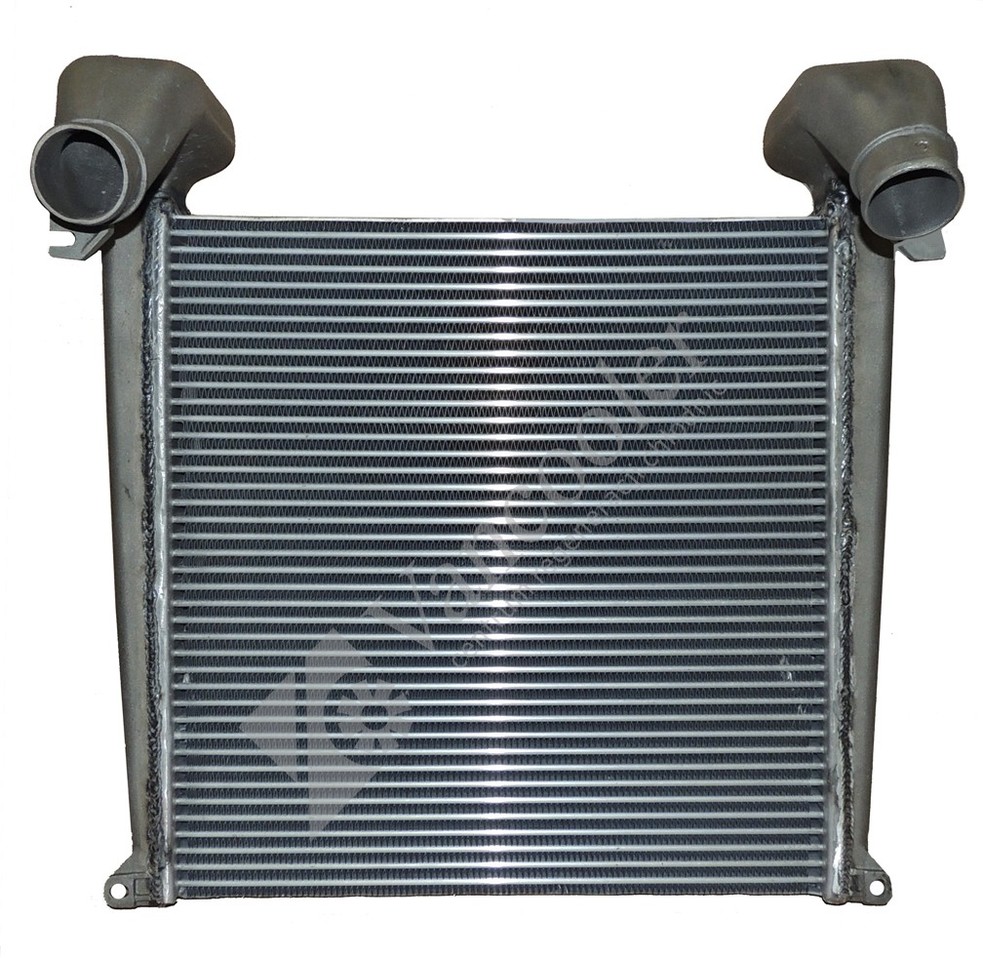MAN L2000 - Intercooler voor Vrachtwagen: afbeelding 1 MAN L2000 - Intercooler voor Vrachtwagen: afbeelding 1