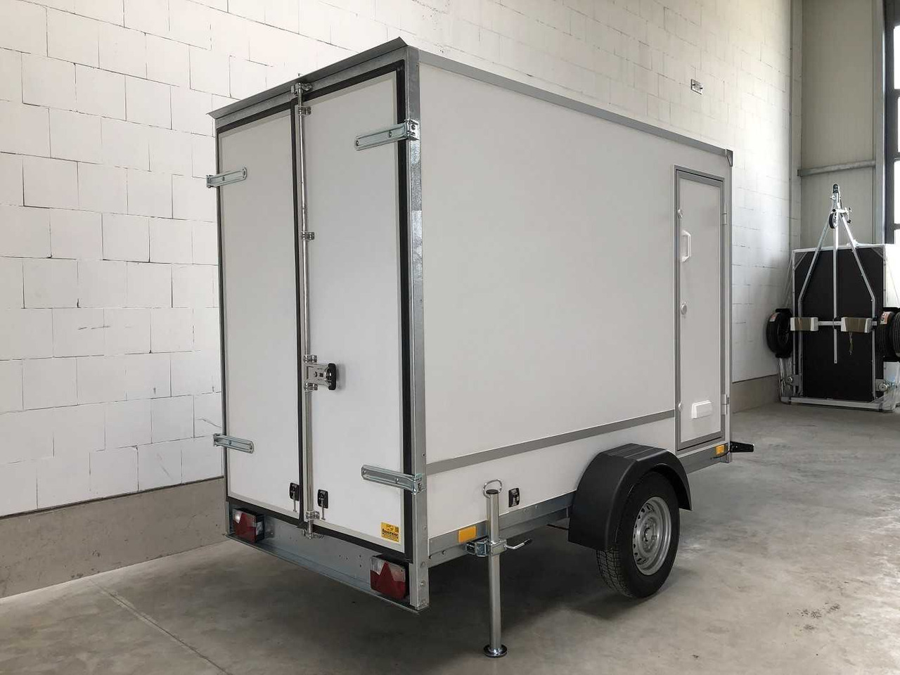BLYSS F1326/180 HD Seitentür Kofferanhänger - Gesloten aanhangwagen: afbeelding 5 BLYSS F1326/180 HD Seitentür Kofferanhänger - Gesloten aanhangwagen: afbeelding 5