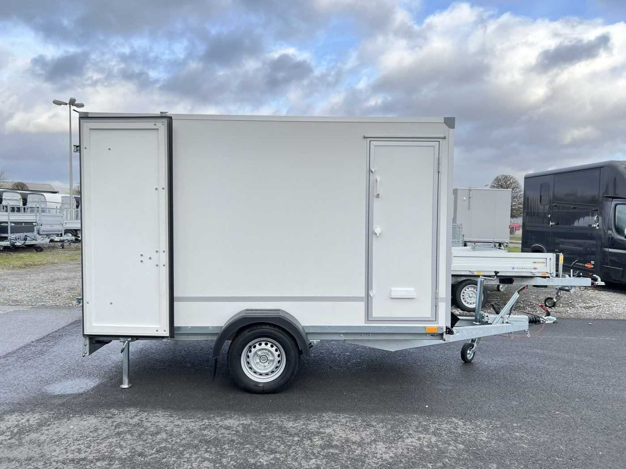 BLYSS F1330HD Seitentür Kofferanhänger - Gesloten aanhangwagen: afbeelding 2 BLYSS F1330HD Seitentür Kofferanhänger - Gesloten aanhangwagen: afbeelding 2