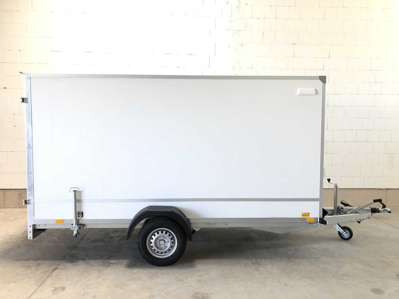 BLYSS F1336HD Kofferanhänger - Gesloten aanhangwagen: afbeelding 1 BLYSS F1336HD Kofferanhänger - Gesloten aanhangwagen: afbeelding 1