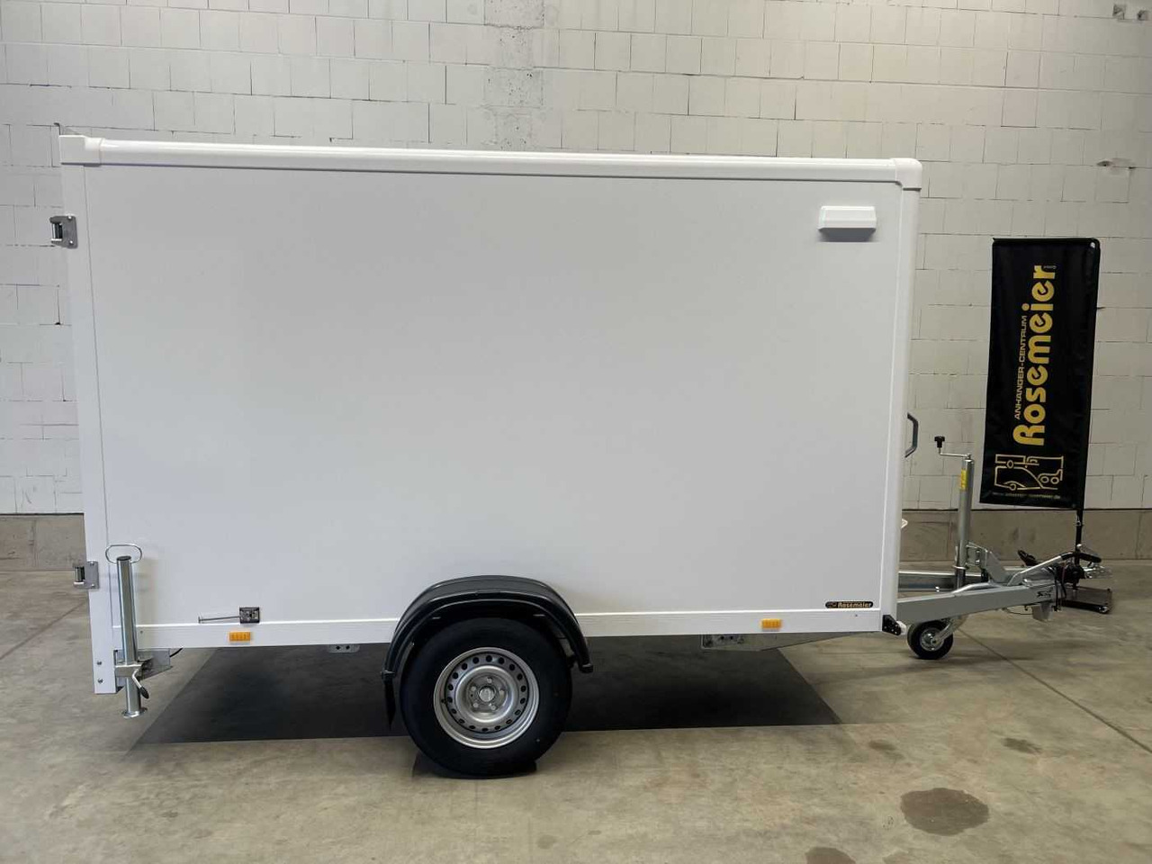 BLYSS FS1330/180HL Kofferanhänger - Gesloten aanhangwagen: afbeelding 2 BLYSS FS1330/180HL Kofferanhänger - Gesloten aanhangwagen: afbeelding 2