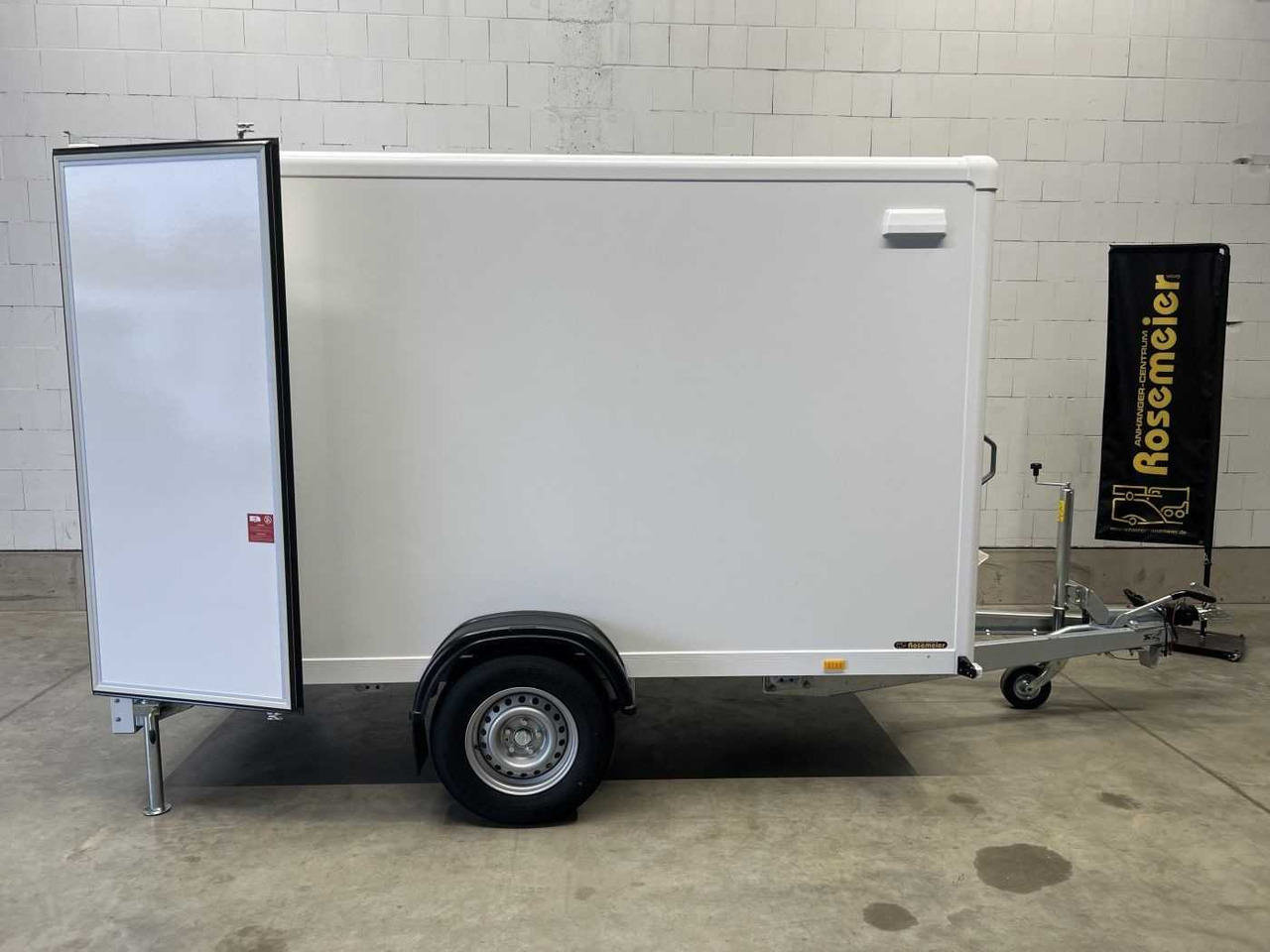 BLYSS FS1330/180HL Kofferanhänger - Gesloten aanhangwagen: afbeelding 1 BLYSS FS1330/180HL Kofferanhänger - Gesloten aanhangwagen: afbeelding 1