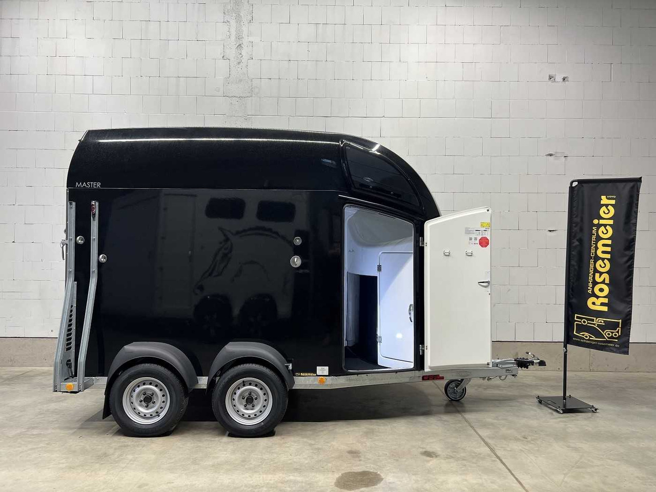 BOECKMANN Master 21 CFF Sonder Pferdeanhänger - Paardentrailer: afbeelding 3 BOECKMANN Master 21 CFF Sonder Pferdeanhänger - Paardentrailer: afbeelding 3