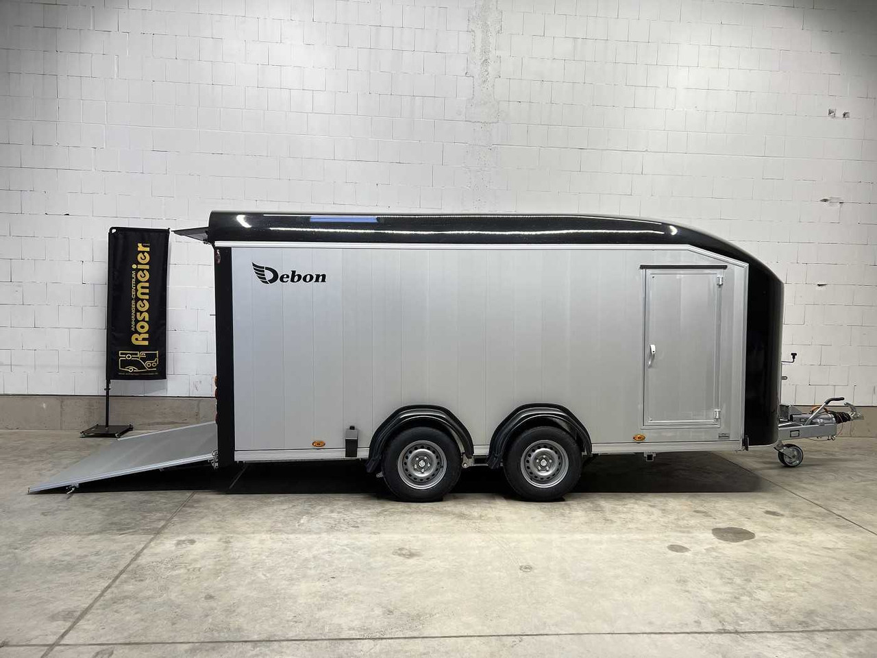 CHEVAL LIBERTE DEBON C900 Roadster Kofferanhänger - Gesloten aanhangwagen: afbeelding 1 CHEVAL LIBERTE DEBON C900 Roadster Kofferanhänger - Gesloten aanhangwagen: afbeelding 1