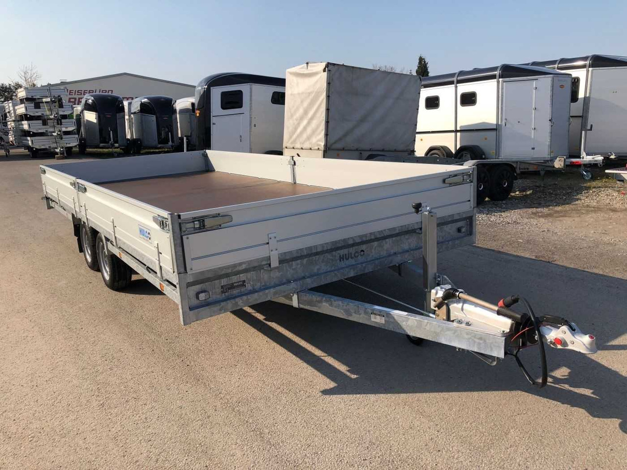 HULCO Medax-2 3500 Hochlader - Open/ Plateau aanhangwagen: afbeelding 2 HULCO Medax-2 3500 Hochlader - Open/ Plateau aanhangwagen: afbeelding 2